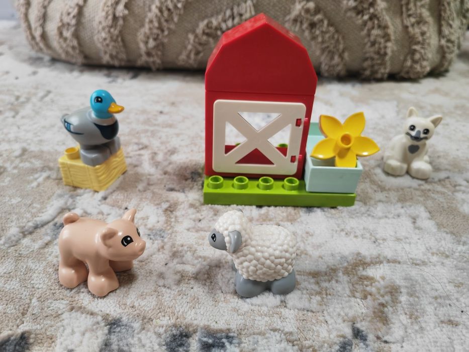 LEGO DUPLO - Animalele de la ferma 10949,