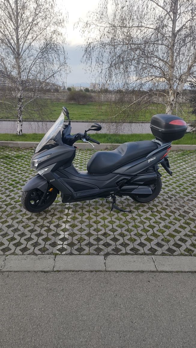 Kymco X town 300i