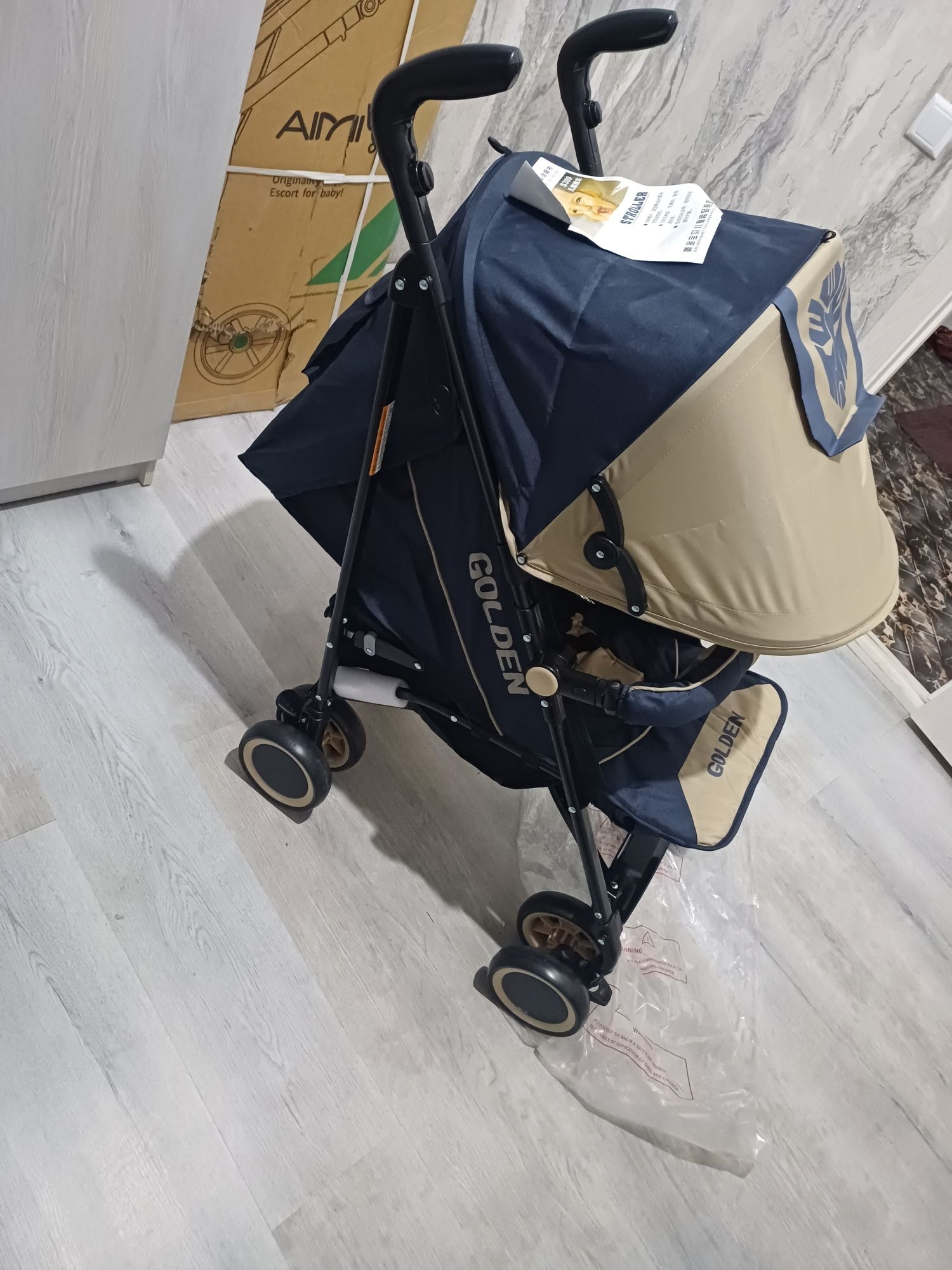 Продаётся прогулочная коляска Golden baby