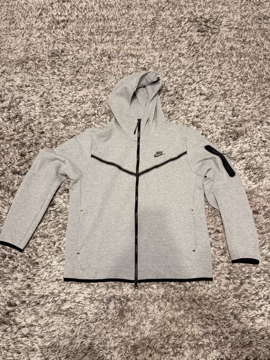Оригинален Nike tech fleece