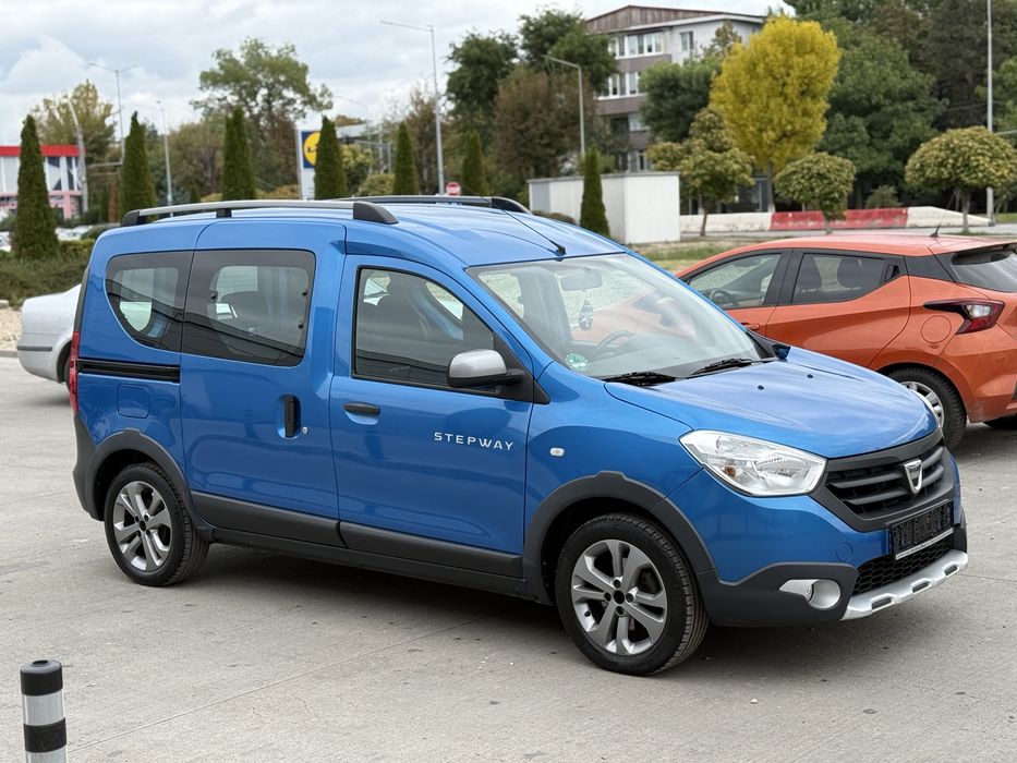 Dacia Dokker Stepway • An 2015 • 110000 km • 1.2 TCE benzina