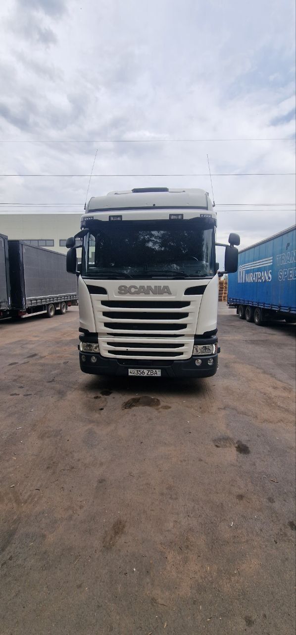 SCANIA GAZ METAN 2шт год 2017 и 2018