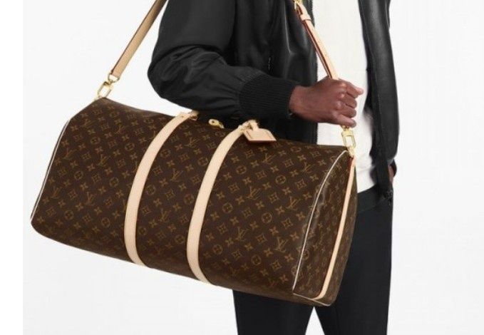 Geanta voiaj Louis Vuitton  new model unisex, saculet  ,etichetă