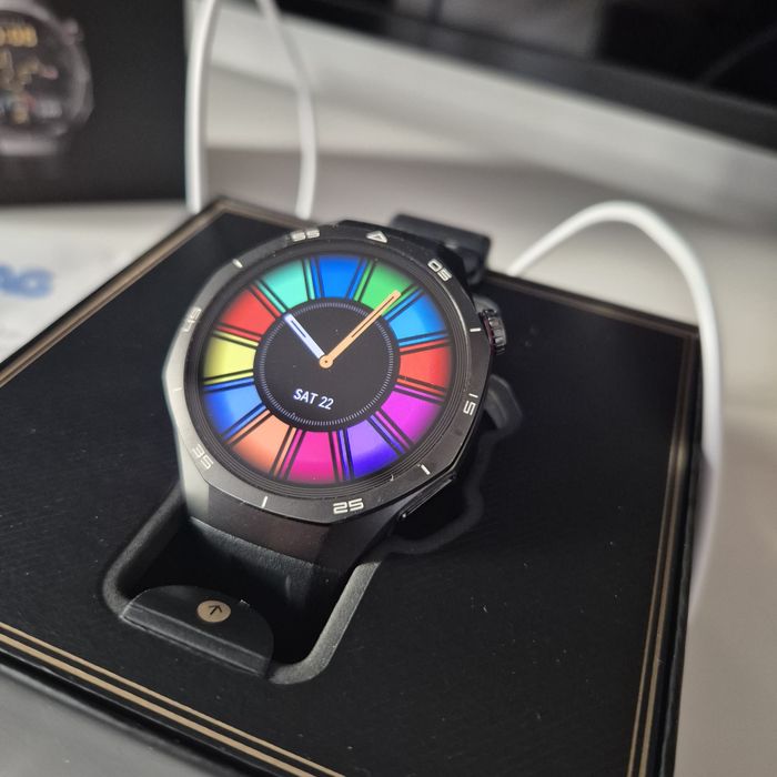 Huawei GT 5 Pro in garntie smartwatch