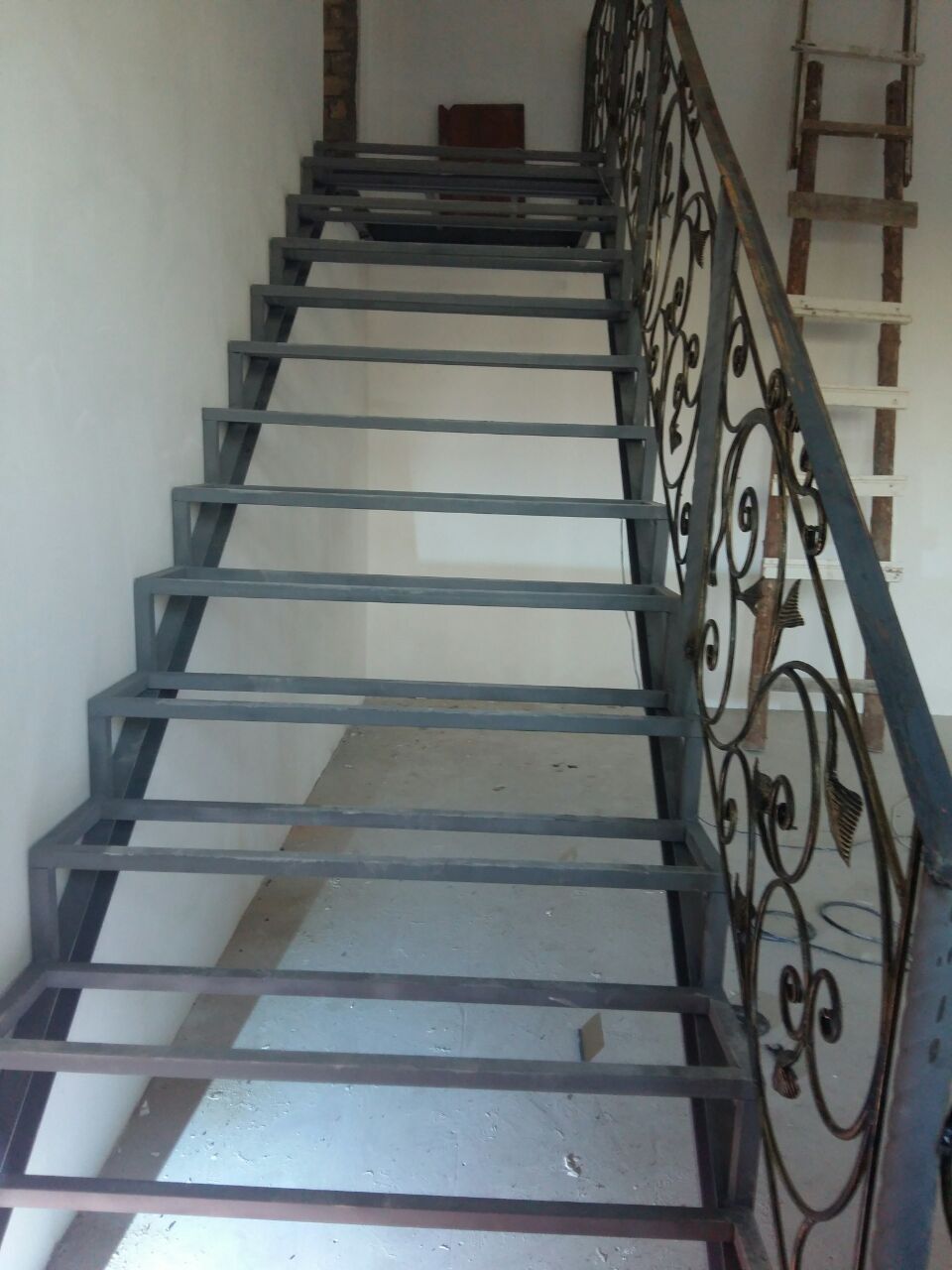 Винтовые лестницы любой сложности