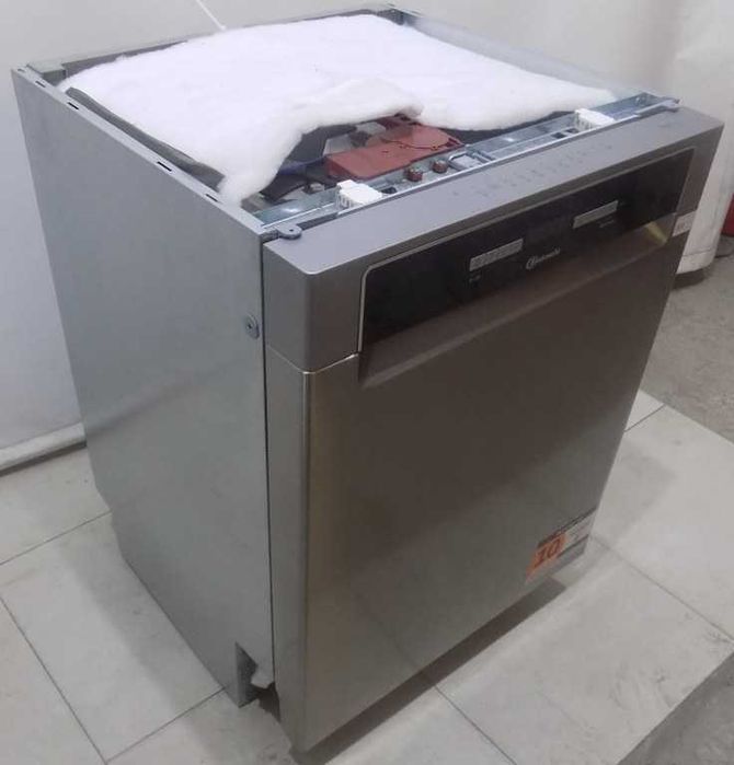 Съдомиялна Bauknecht BUO 3O41 PLT X - код 4240