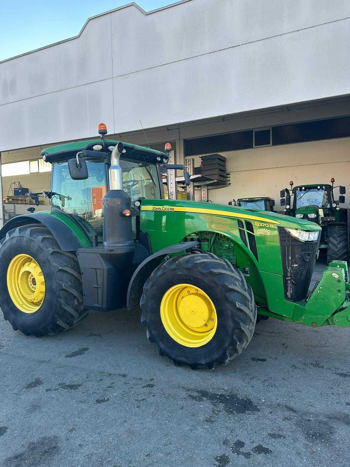 Tractor John Deere 8370R