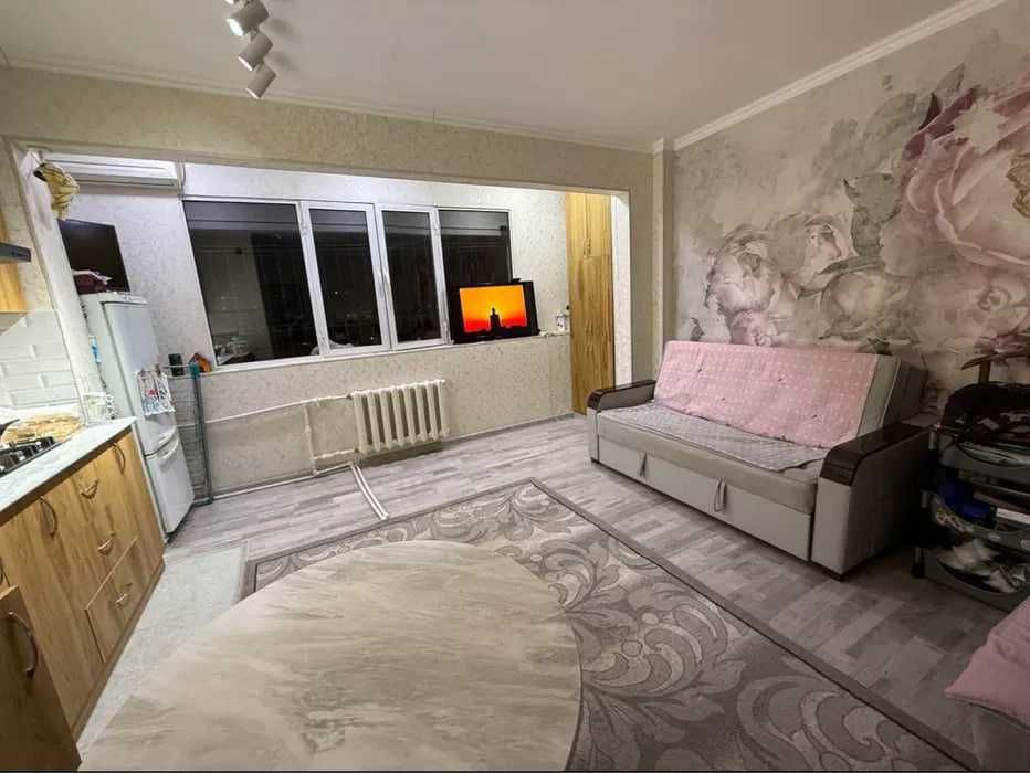 СРОЧНО !!! Продается квартира в Яшнабаде 1/5/9 ( 35 кв/м ) Ависозлар 2