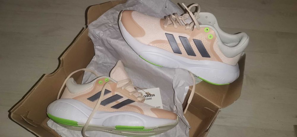 Adidași Adidas response, nr 36-37