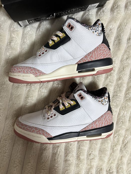 Jordan 3 Vintage Floral