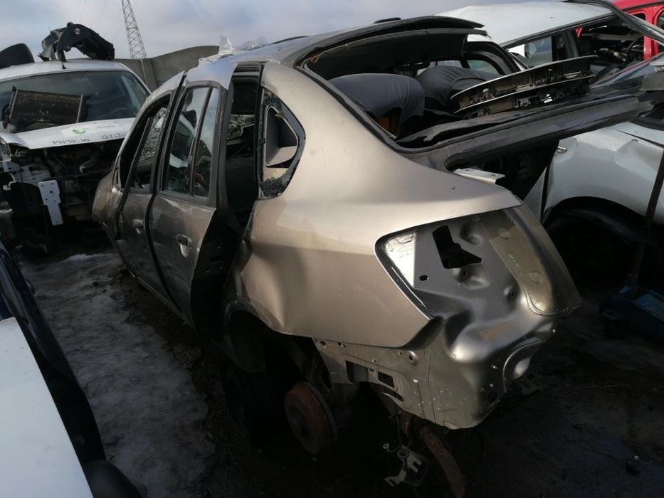 dezmembrez renault symbol thalia 1.5 dci si 1.2 16 valve