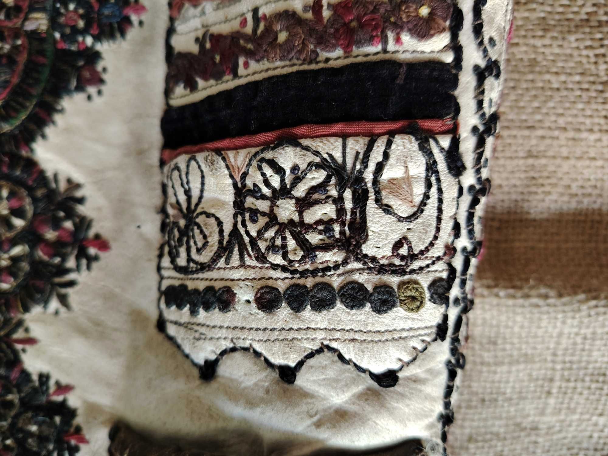 Ilic, pieptar costum popular, superb, monogramat, datat, piesă muzeală