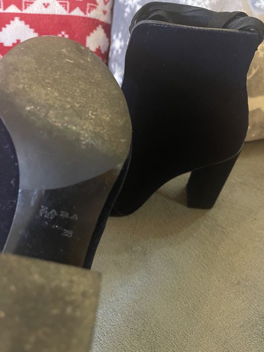 Botine Zara catifea bleumarin mas 38