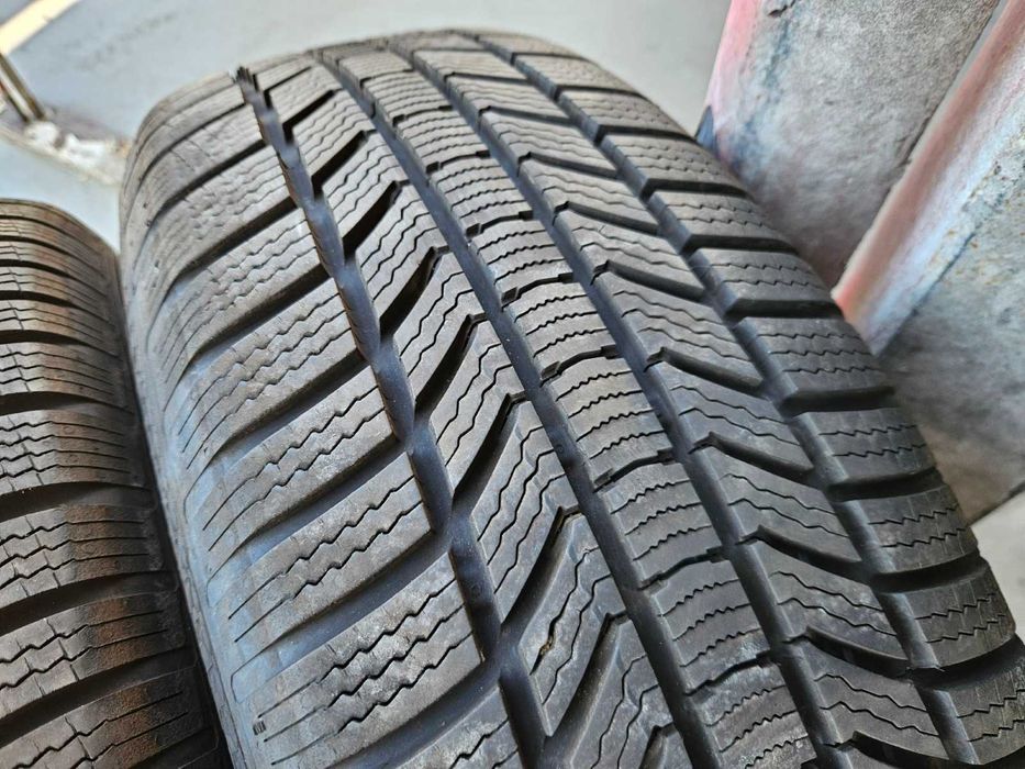 2бр. 225/65 R17 зимни CONTINENTAL TS870P 2024г. 8мм