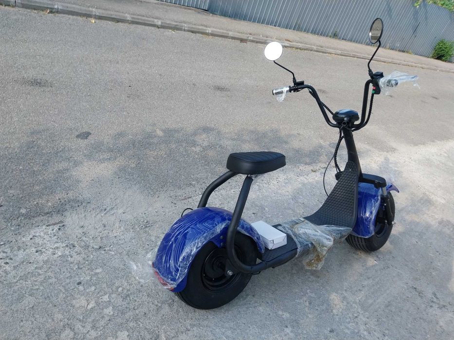 Vand motoscuter electric