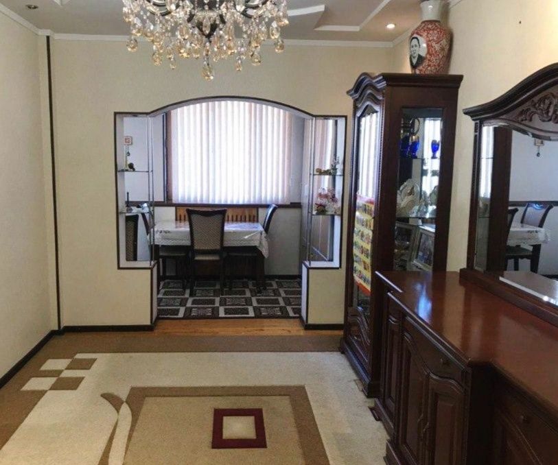 Юнусабад 15, 4/4/5 УлУчШеНкА Неторец Балкон 6*2 ЧаСтИчНо МеБеЛиРоВаНаЯ