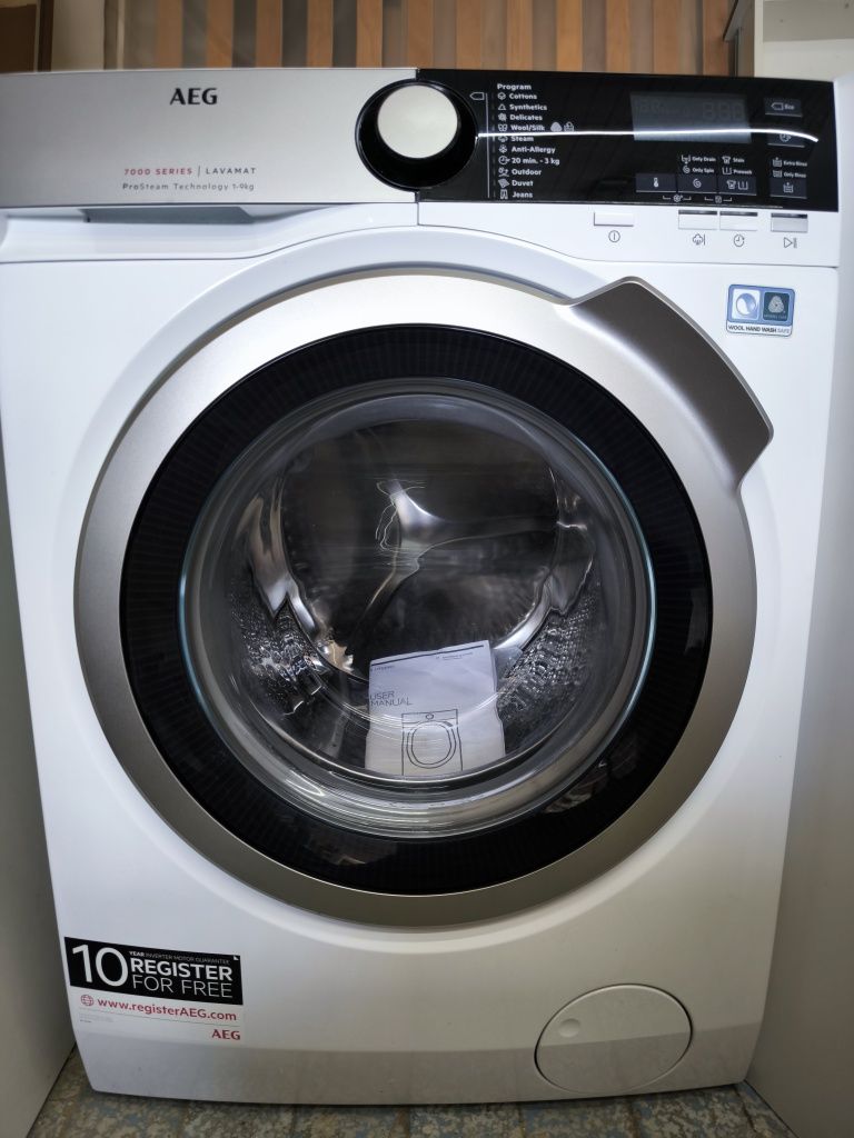 Продавам Пералня AEG L7FEE49S А+++ 9kg