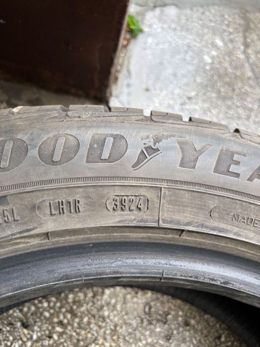 Зимни гуми Goodyear 225/55/18