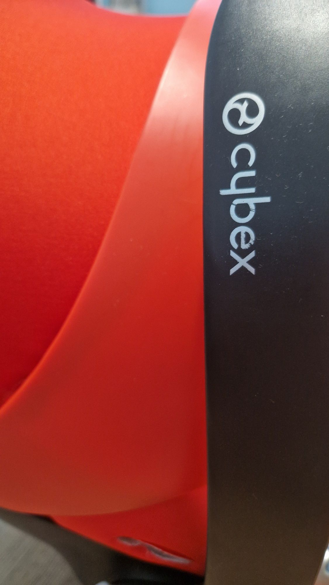 Стол за кола Cybex Aton Q i-Size