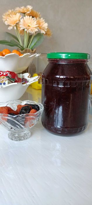Продам Варенье домашнее. Из вишни,яблони, смородины.