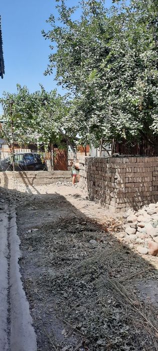 Срочно, текинга гишт 6000 дона кулда куйилган, бепул Сергели Сурумда