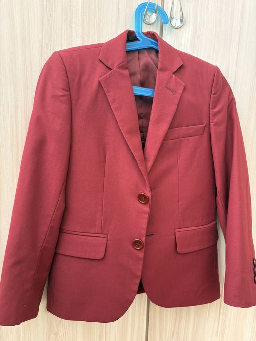 Продам форму Гимназии им.Горького