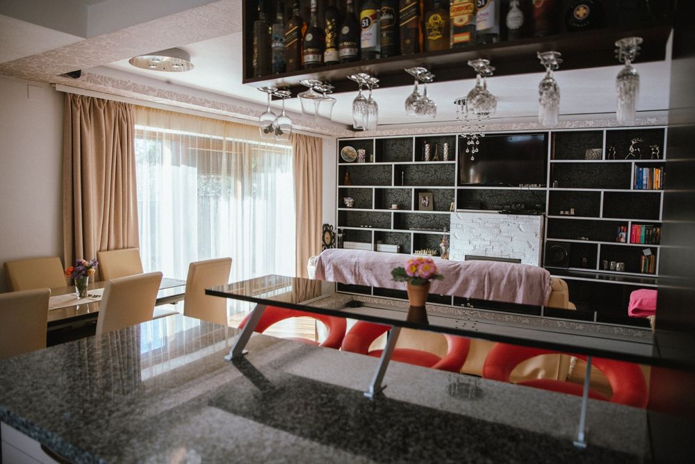 Casa noua de vanzare