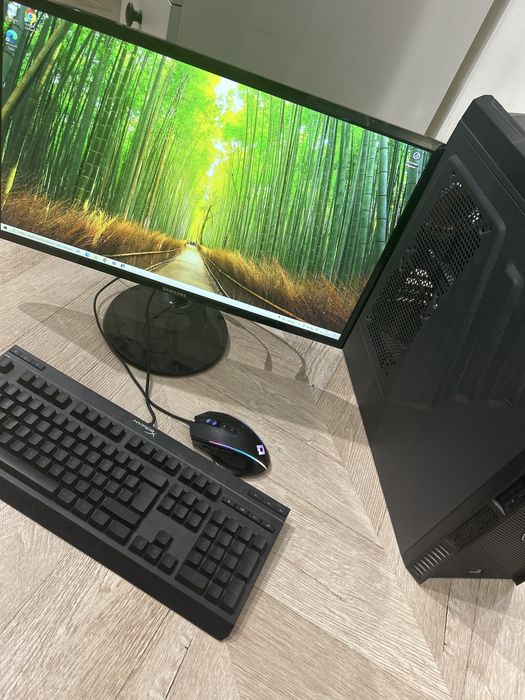 Продается компьютер+мышь+клавиатура+ монитор 60 герц