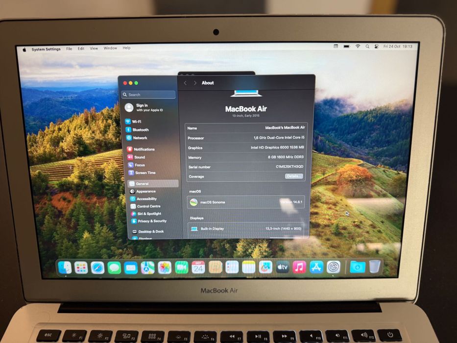 Macbook Air A1466 (2015) macOS Sonoma 13 inch 8GB Ram 128 GB storge