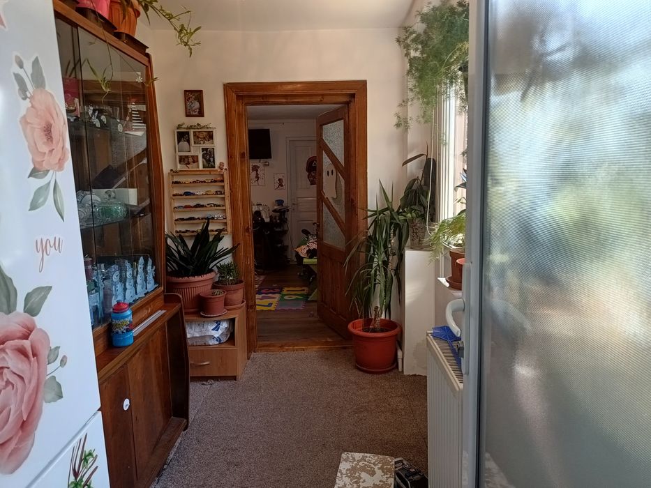 Casa cu 3 camere ,bucătărie ,baie 70 m utili la 8 KM  de Selgros Craio