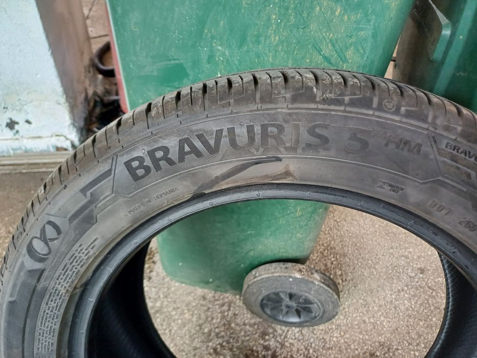 Anvelope vara Barum Bravuris 215 55 R17,rulate 1000 km!