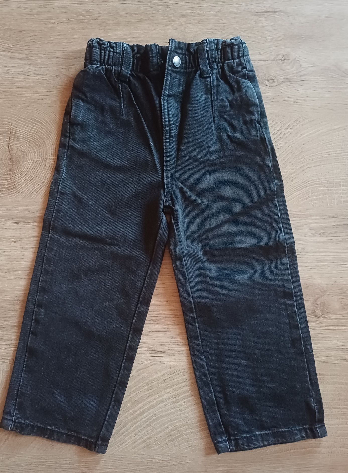 Детски дънки размер 104 см, Zara, Reserved и Levi's
