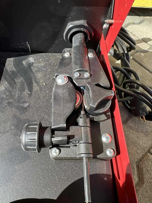 Телоподаващ заваръчен апарат Panana MIG 130