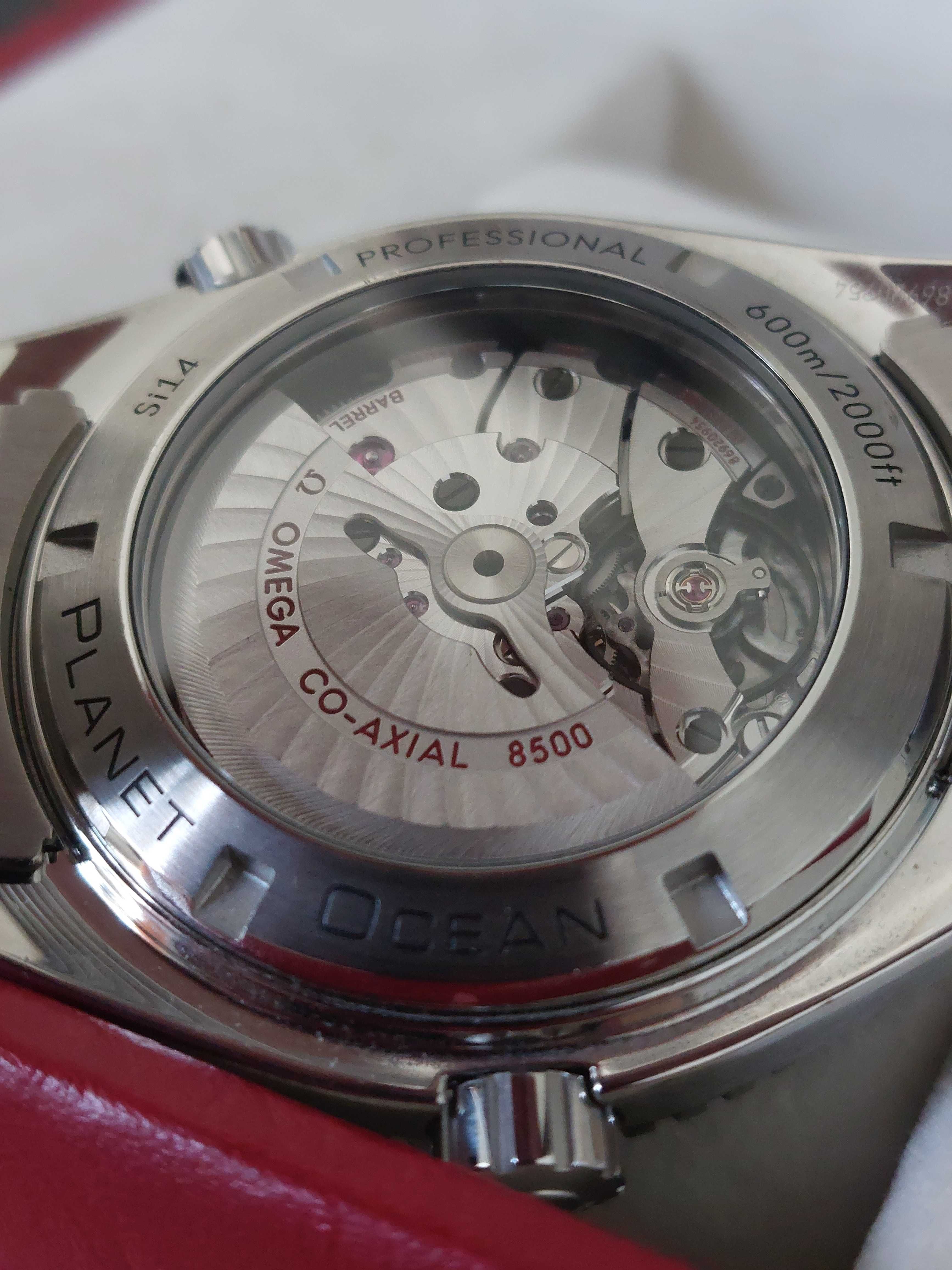 OMEGA Seamaster Planet Ocean Chronograph/Diver/Master Chronometer