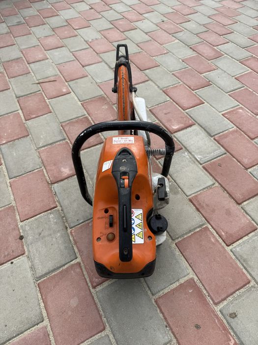 Stihl druja de taiat beton , asfalt , fier