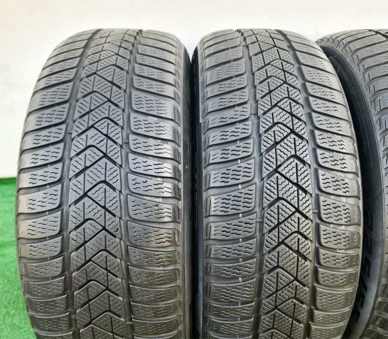 4бр. 225/55/17 PIRELLI Winter Sotozero 3 RFT- зимни