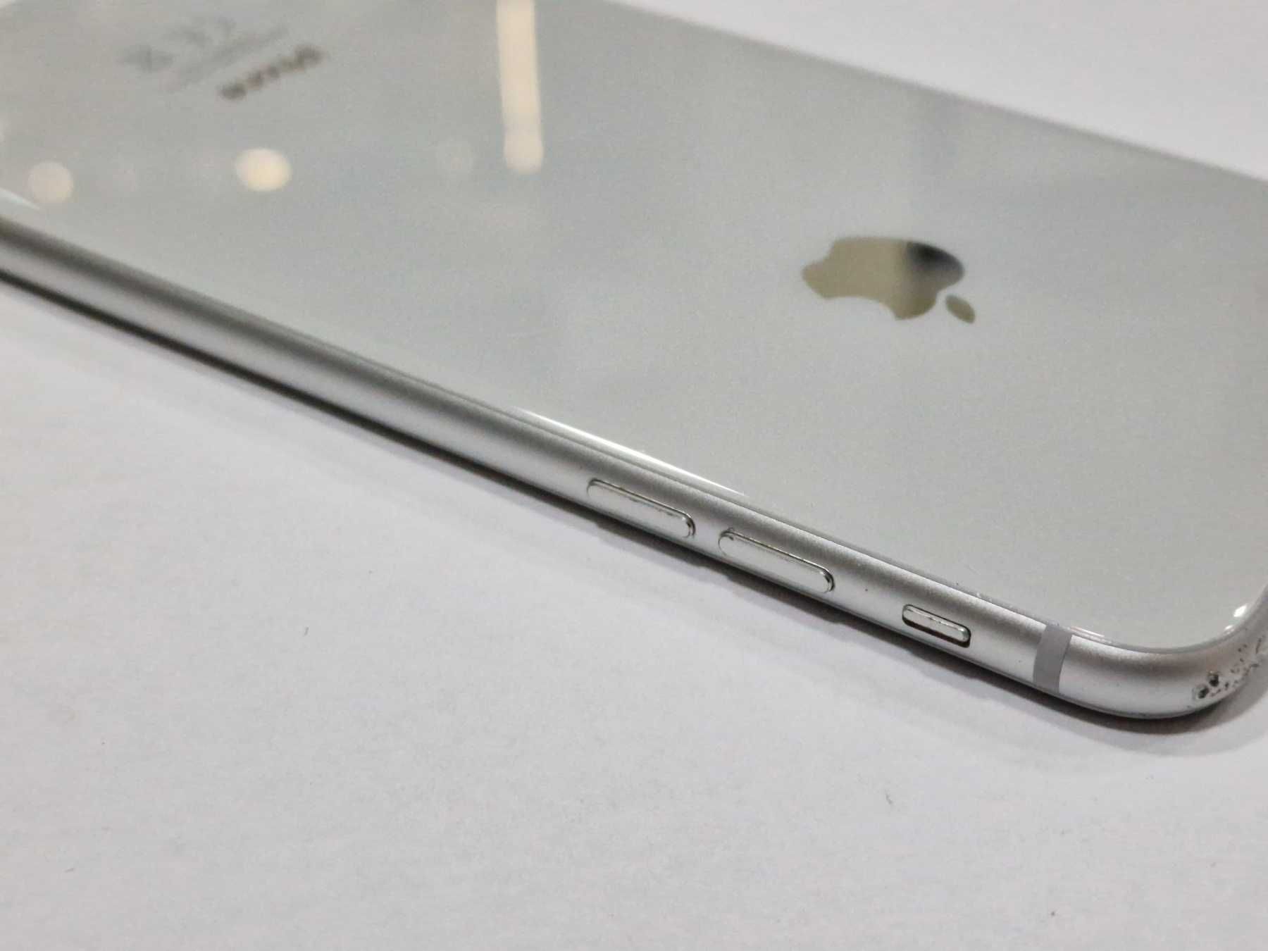 Apple iPhone 8 Plus 64GB
