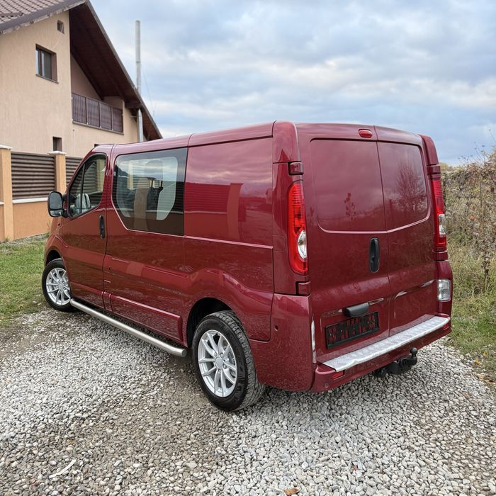 Opel Vivaro/Trafic/Primastar Diesel 5 Locuri Navigatie/Piele