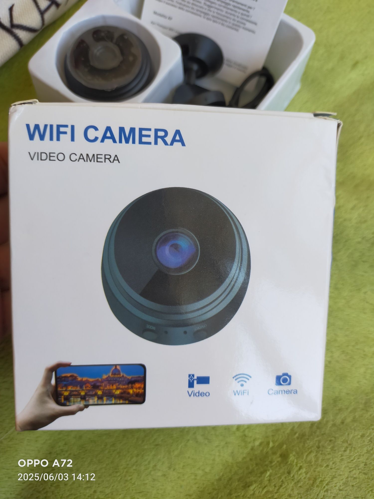 Продам wifi микро видеокамеру. Новая не пользованная.