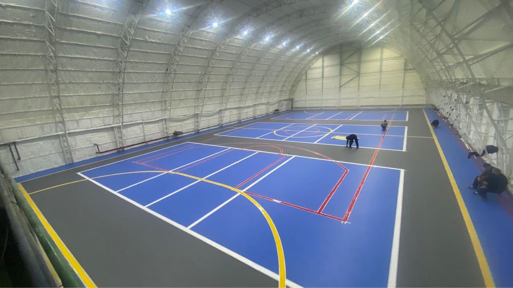 Установка спортивного линолеума под ключ