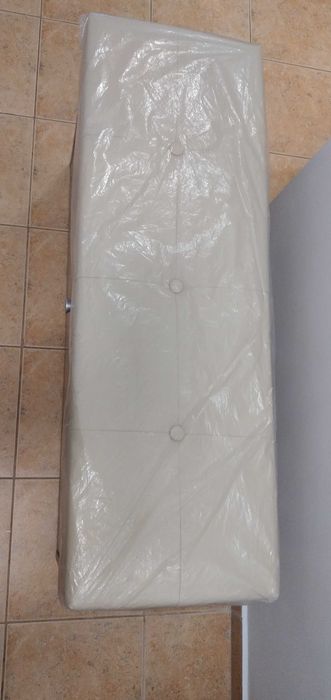 Шкаф за обувки с пейка