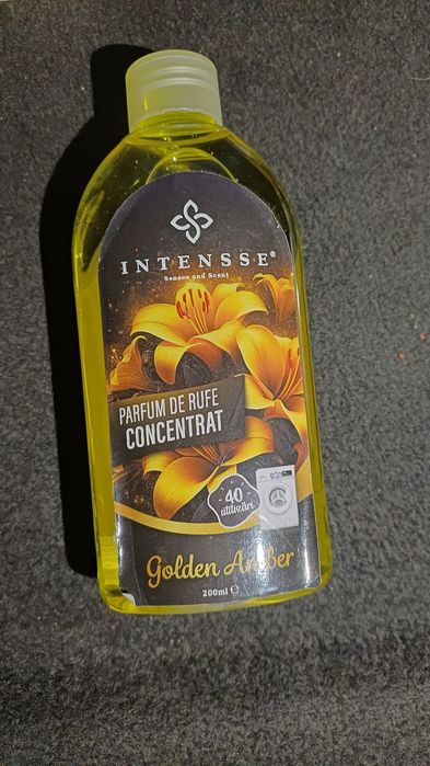 8 buc parfum de rufe