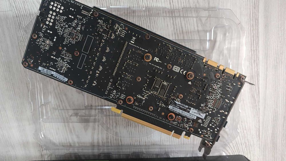 Placa video gtx 1070 EVGA 8gb SoC