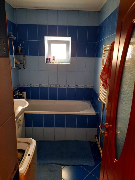 Închiriez apartament