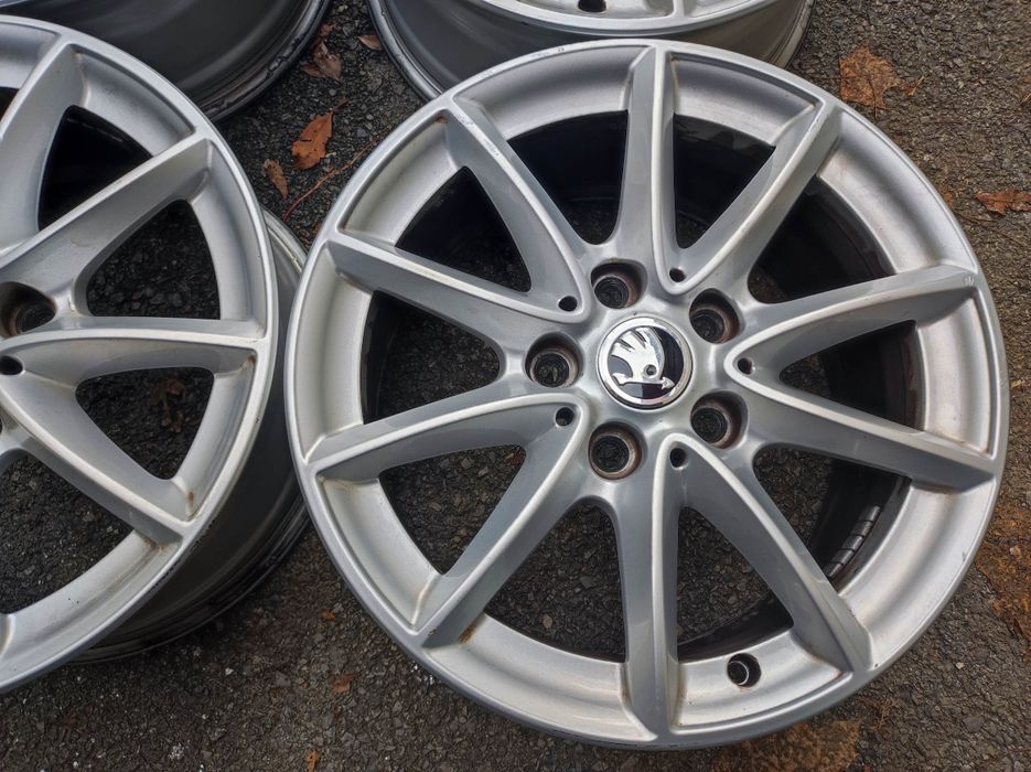 VW/ Фолксваген; Шкода/Skoda 16 цола 5х112 - 4бр. Лети джанти