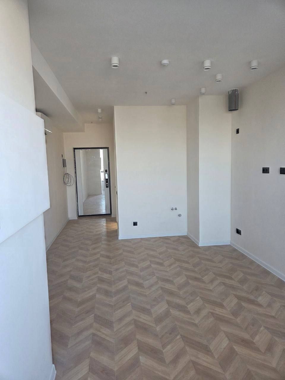 ПРОДАЁТСЯКВАРТИРА в ЖК "Modera Towers" 1/8/24
Видом на Mirabad Avenue
