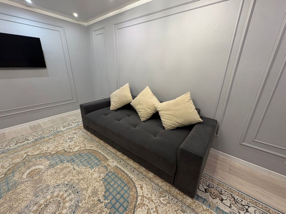 Продаю Диван в отличном состоянии