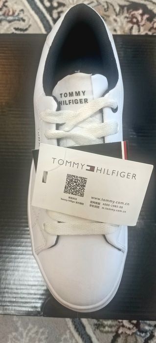 Продажа мужской стильной обуви Tommy Hilfiger.  Размеры 40-44 .