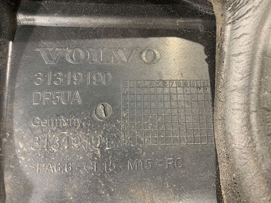 Capac motor Volvo D3 euro 5, 2010-2014, 31319190