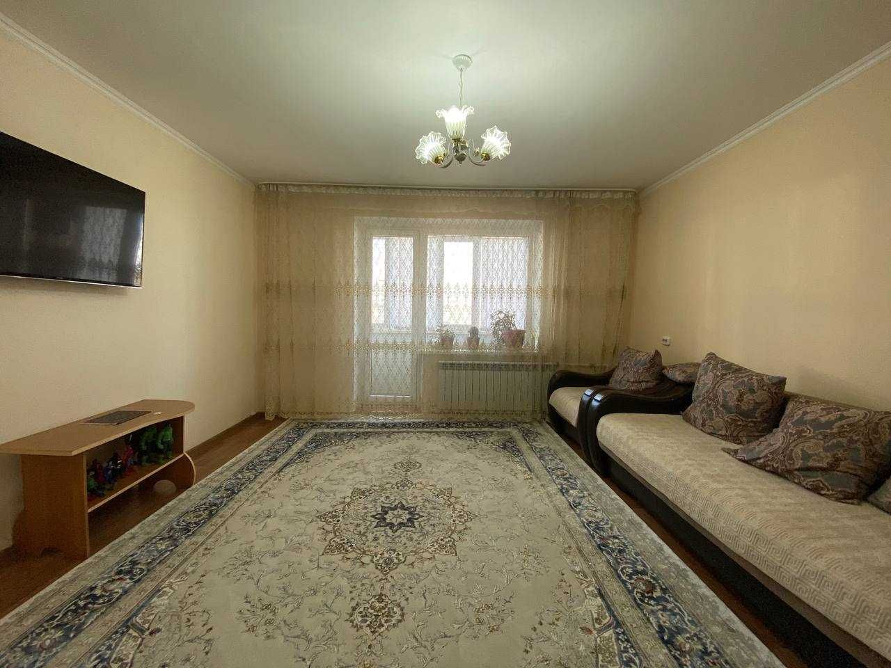 продаю 3-ёх комнатную квартиру в Пришахтинске